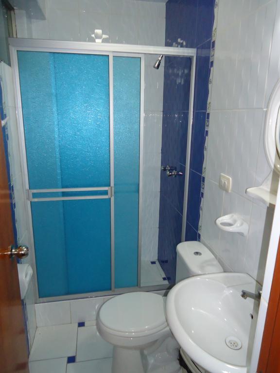 Hostal Puerto Ingles Ilo Quarto foto