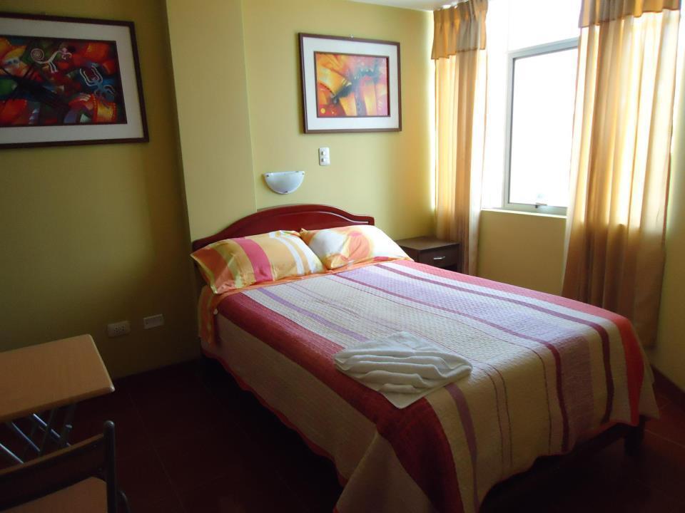 Hostal Puerto Ingles Ilo Quarto foto